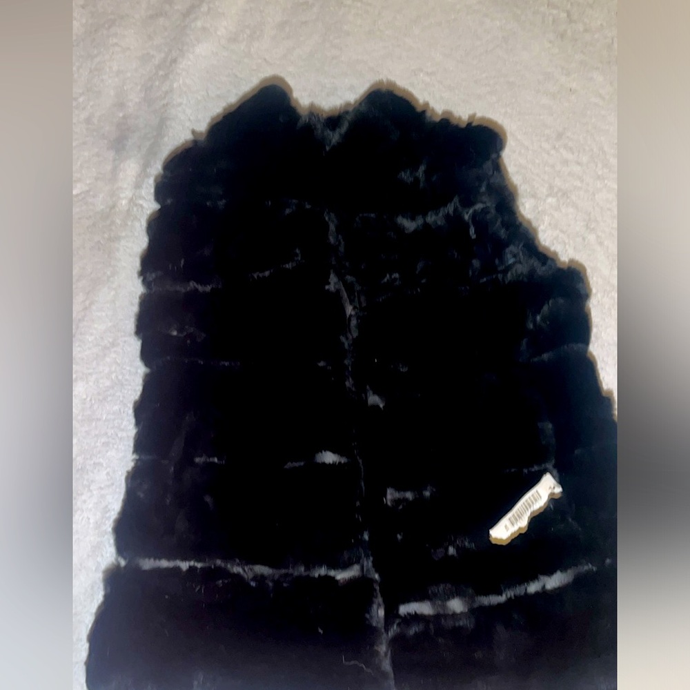 NWT real rabbit black fur vest !